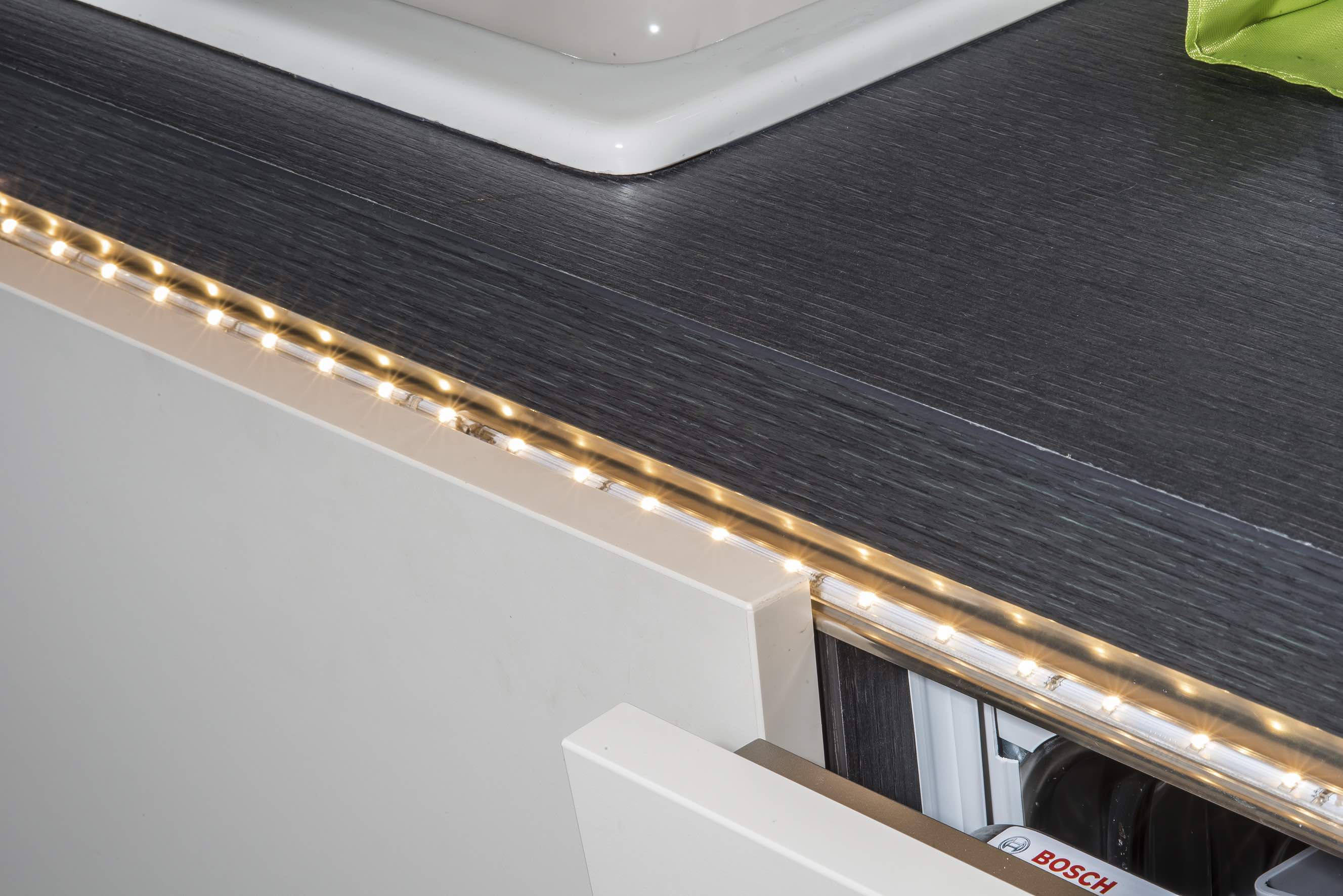 LED Stripes für jedes Möbelstück