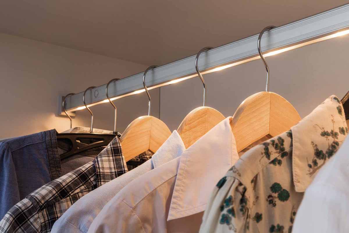 Kleiderschrank Leuchten