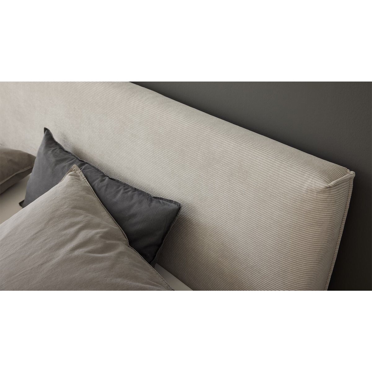 Candy-Sleep-Interliving-1417-Feincord-Silber-Kopfteil